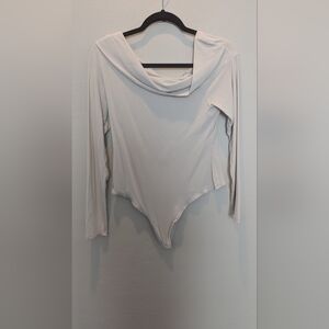 Madden Girl Elegant Cream Long Sleeve Top